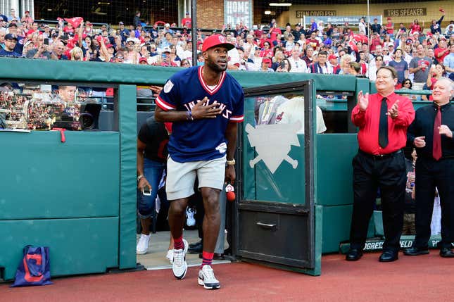 Image for article titled After Owning the Boston Celtics for Years, LeBron James Becomes Part-Owner of Boston Red Sox
