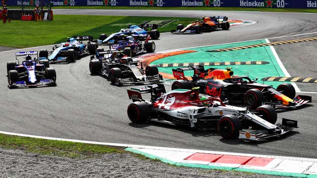 Image for article titled Should Formula One Actually Opt For Qualifying Races?