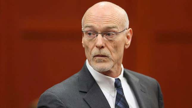 Image for article titled George Zimmerman’s Attorney Opens Second Day Of Trial With Trayvon Martin Impression