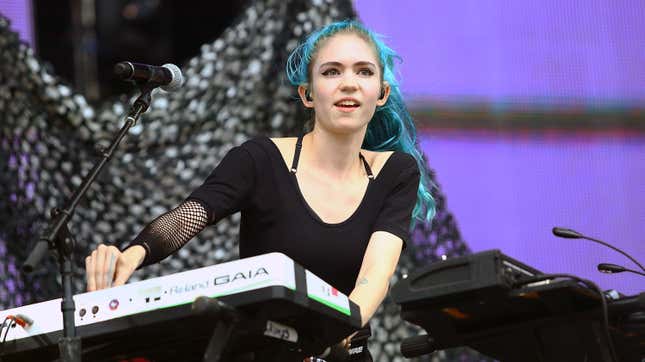 Image for article titled Grimes Is Thanos Now?