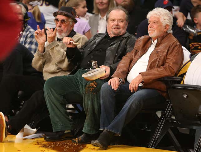 Image for article titled Jack Nicholson Banned From Sitting Courtside After Spilling Tupperware Full Of Homemade Chili