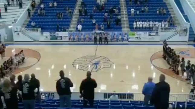 Image for article titled High School Basketball Team That Announcer Called the N-Word Claps Back With State Championship