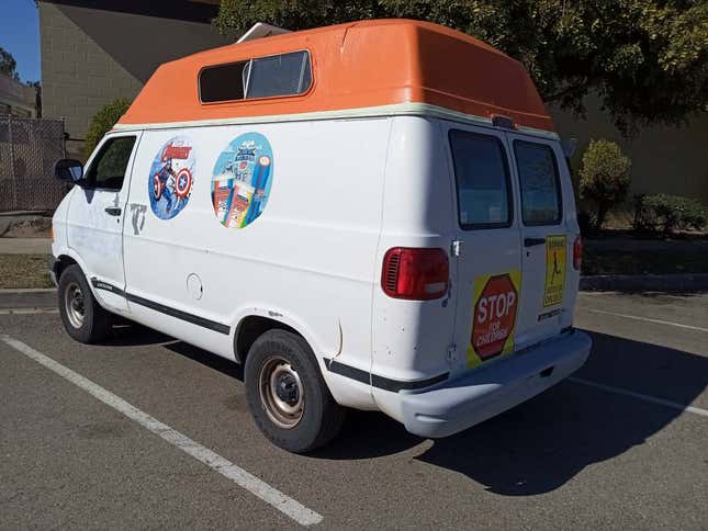 Image for article titled At $6,500, Would You Start A New Career With This 1999 Dodge Ram Ice Cream Van?