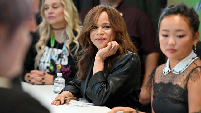 Image for article titled For Rosie Perez, Patriarchy Has 'Always Been Part of My World'