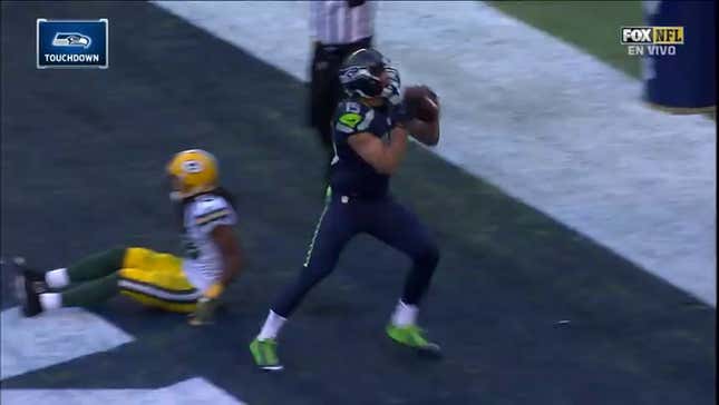 Russell Wilson Finds Jermaine Kearse At The Most Important Time