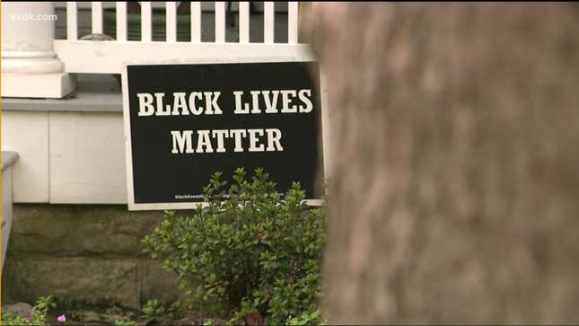 Image for article titled Missouri Resident Receives Anonymous Letter Claiming Her Black Lives Matter Sign Will Drive Down Property Value