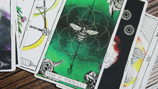 Image for article titled So You Want to Learn Tarot? Here&#39;s How to Get Started