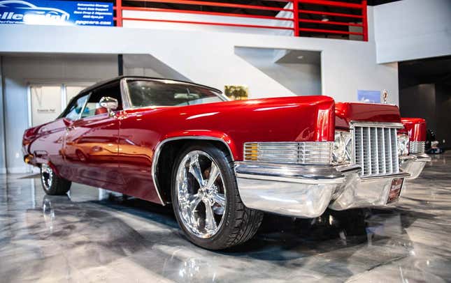 Image for article titled I Love My City But It Ate My Car! What Should I Buy?