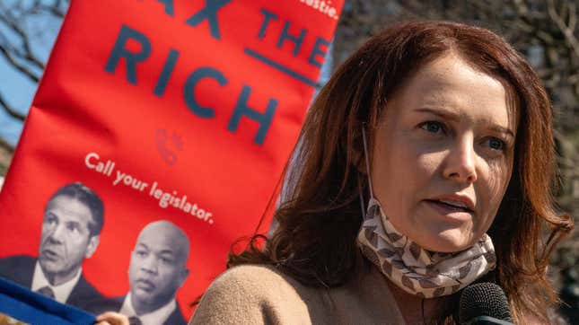 Image for article titled Cuomo Accuser Lindsey Boylan Calls for the Governor's 'Abuse of Power' to Come to an End