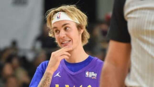 Justin Bieber Begs Fans to Game the System and Stream 'Yummy' on Repeat While They Sleep