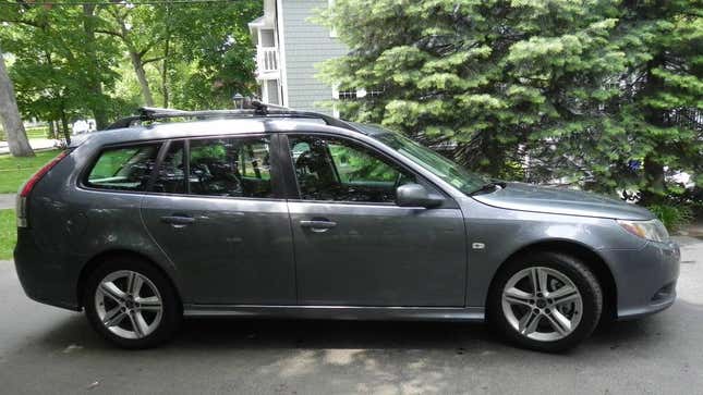 Image for article titled At $7,500, Does This 2009 Saab 9-3 Combi Have What it Takes?