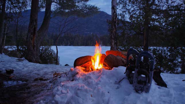 Image for article titled How to cook dinner on a frozen Minnesota lake when it’s 20 degrees out
