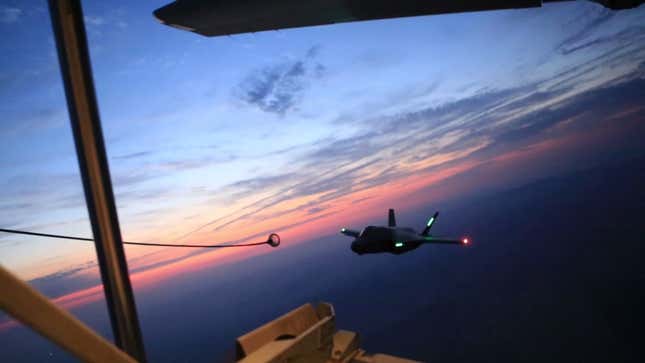 This Is What It Looks Like When An F-35 Refuels Right In Front Of Your Face