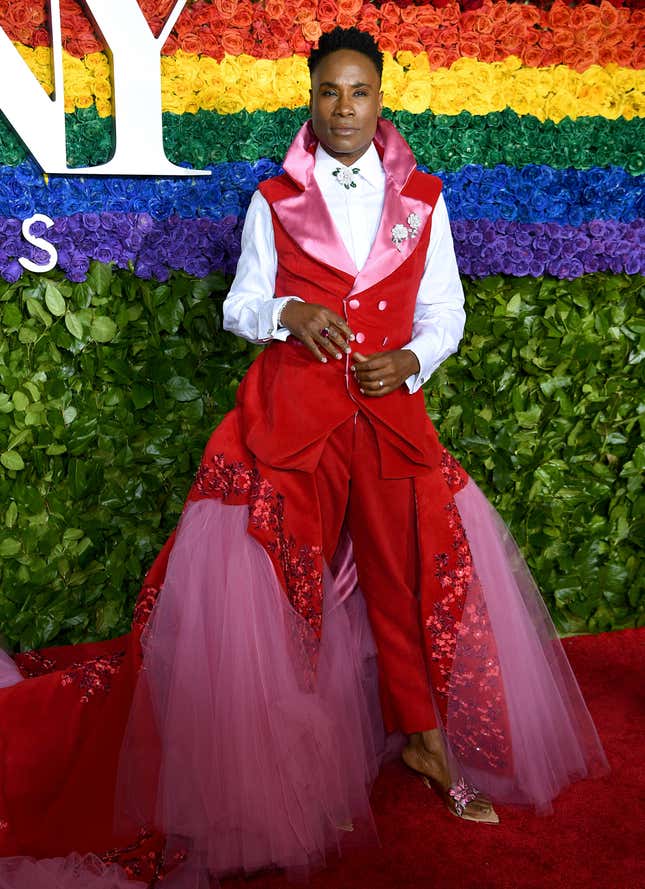 Image for article titled Billy Porter Looks Great As a Uterus