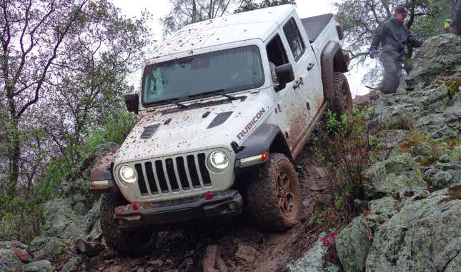 The 2020 Jeep Gladiator Is Even Better Than the Wrangler Truck You ...