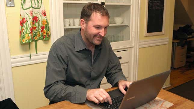 Image for article titled Man Confidently Hits ‘Send’ On Worst Job Application Company Has Ever Seen