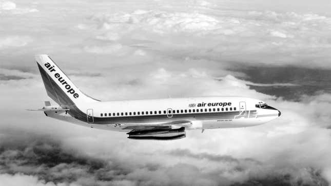 The 737-200 is so old that the only pictures of it on Getty are in black and white (Photo by Central Press/Getty Images).