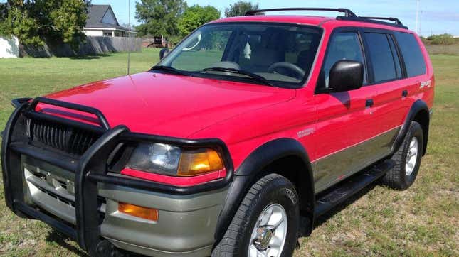 Image for article titled At $4,995, Would You Give This 1998 Mitsubishi Montero Sport A Sporting Chance?