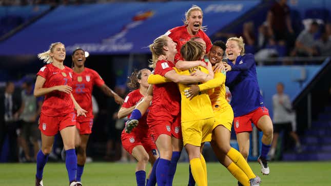 Image for article titled Please Enjoy These Photos of the US Women's Soccer Team Sipping Tea, Butchering England