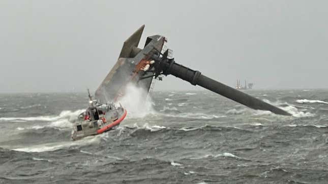 Image for article titled Freak ‘Wake Low’ Storm Capsizes Vessel, Stirs Up Hurricane-Force Winds