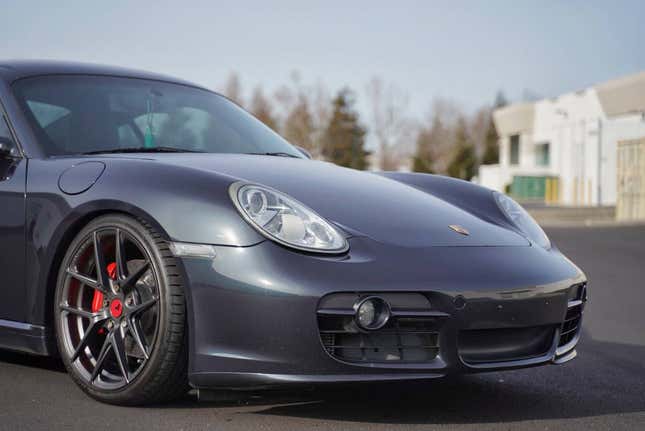 Image for article titled At $20,000, Could This “Lightly Modded” 2007 Porsche Cayman S Get You To Lighten Your Wallet?