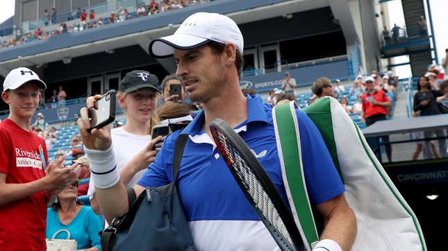CNN Wonders If Smartphones Are Why The Tennis Youth Can't Beat Roger Federer
