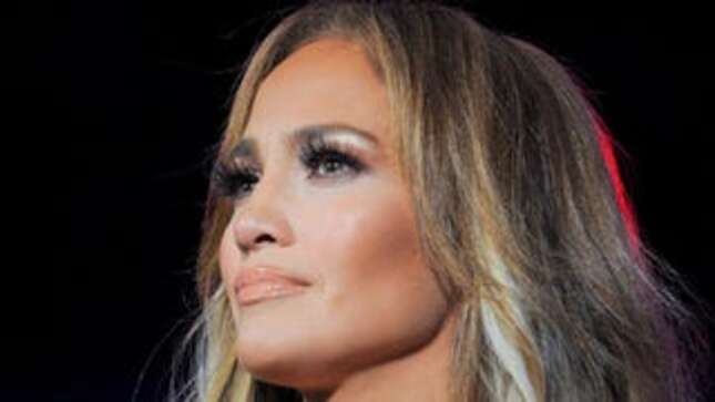 Of Course J.Lo's Ecru Couch is 'Unsullied'