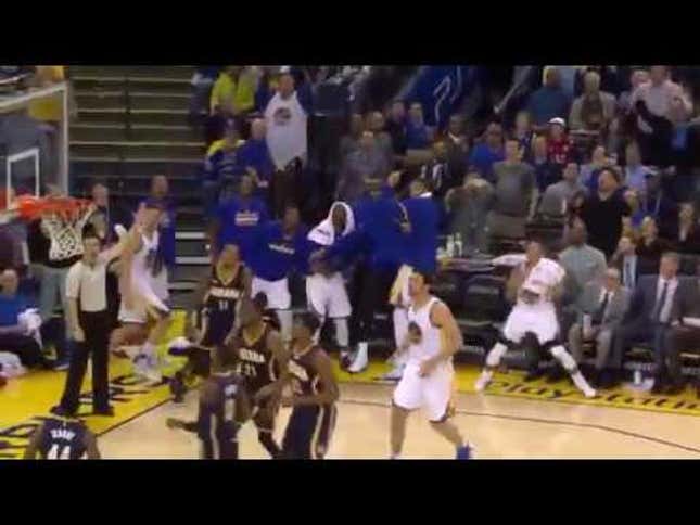 Klay Thompson Just Dropped 40 Points In A Half