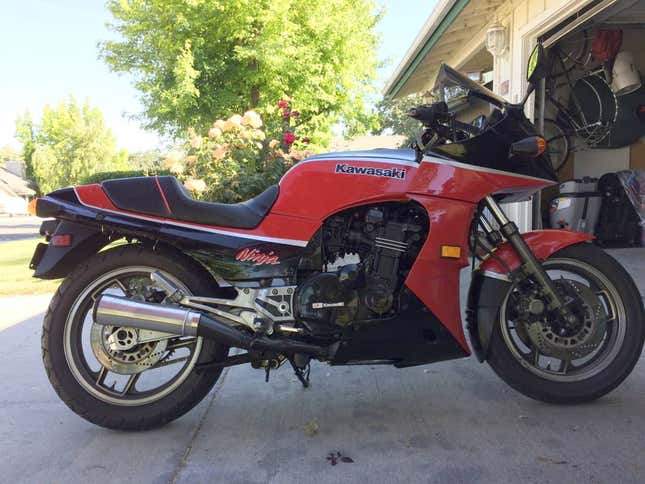 Image for article titled At $4,500, Could This 1985 Kawasaki GPz900 Ninja Make You The Top Gun?