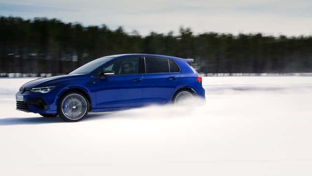 Image for article titled Here Are The Rest Of The Photos Of The 2022 Volkswagen Golf R In A Slideshow