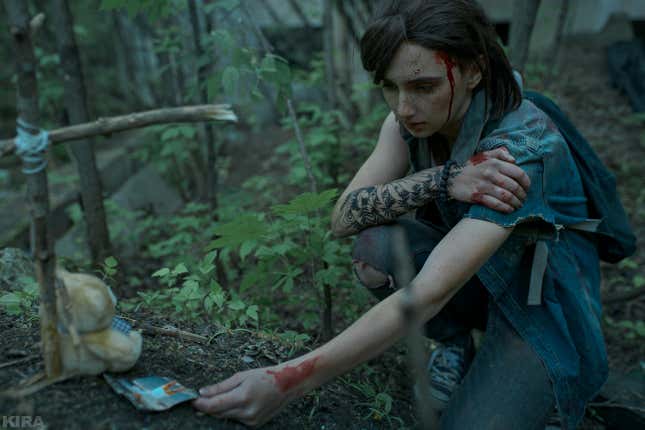 Last Of Us 2 Cosplay Sure Gets The Setting Right