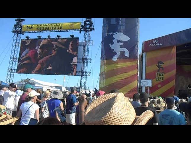 Here's Lenny Kravitz Closing Out the New Orleans Jazz Fest