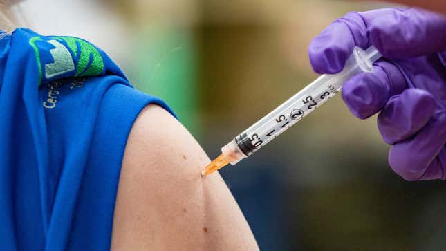 Image for article titled U.S. Has Record-Breaking Day With 3.4 Million Vaccinations