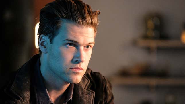 Image for article titled 10 episodes that take DC’s Legends Of Tomorrow from bad superhero show to best superhero show