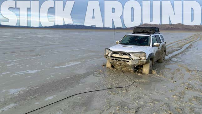 Image for article titled This Hopelessly Stuck 4Runner Turned Into A Captivating, Muddy Rescue Thanks To Facebook&#39;s Off-Road Community