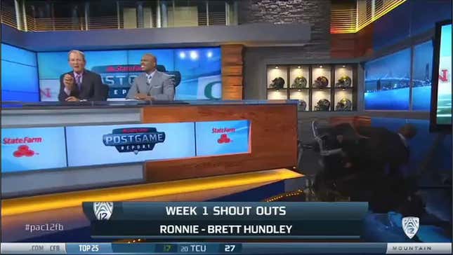 Ronnie Lott Falls Out Of Chair During Postgame Show