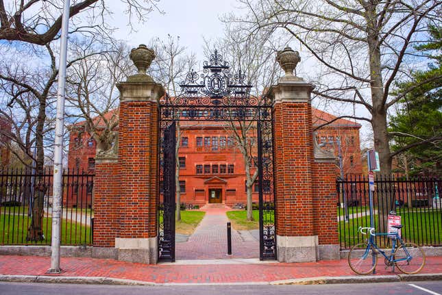 Image for article titled Black Harvard Professor Who Represented Harvey Weinstein Loses Faculty Dean Position