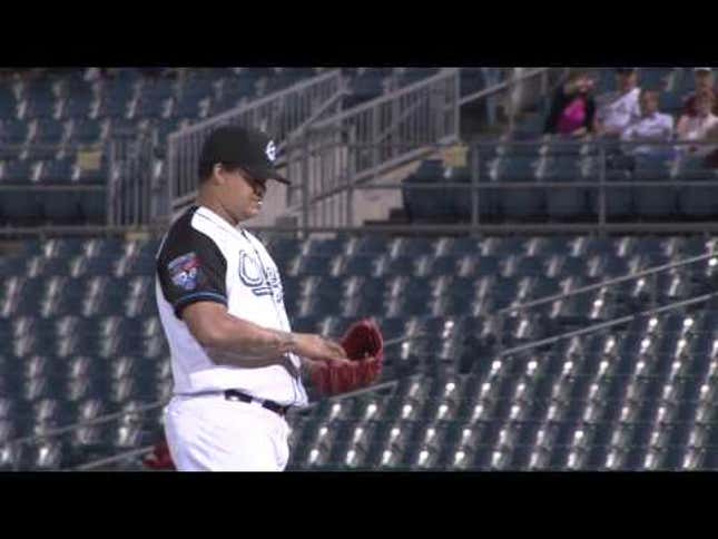 Quintin Berry Gets Ejected, Runs Bases, Slides Into Home