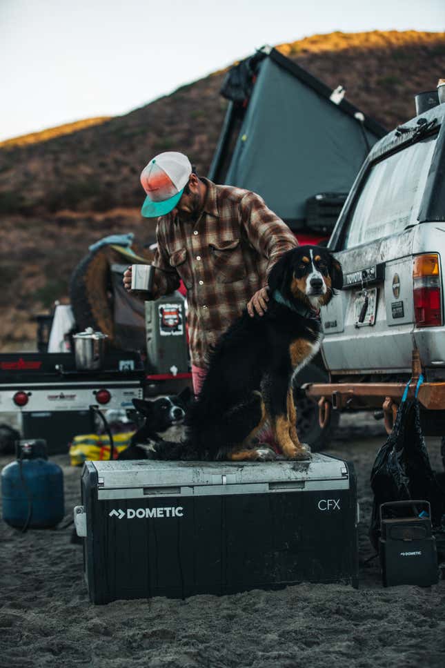 Image for article titled This Off-Road Fridge And Battery Make Your SUV A Home