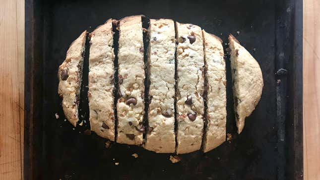 Image for article titled How to bake mandelbrot, biscotti’s rustic cousin