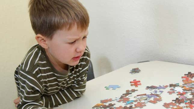 Image for article titled Grandson’s Jigsaw Puzzle Strategy Fucking Pathetic