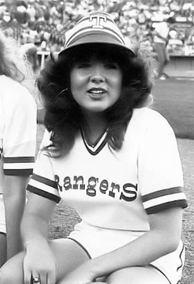 Image for article titled My Life In The Locker Room: A Female Sportswriter Remembers The Dicks