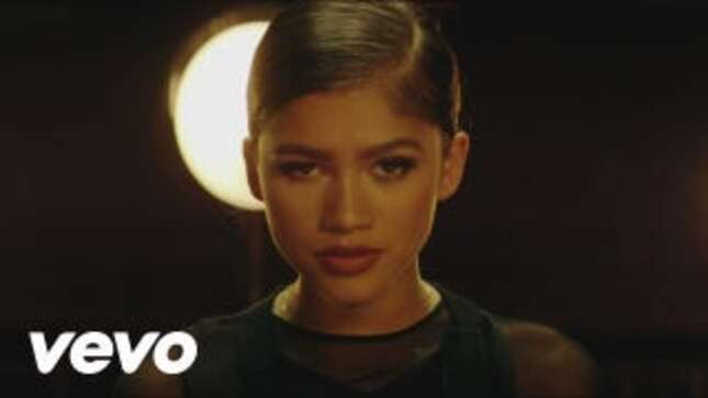 Zendaya Sings 'Neverland' Off-Broadway With Some Subwoofers