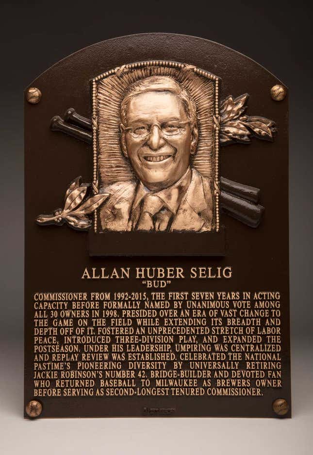 Image for article titled Cooperstown Brought Together Bud Selig And Angry Expos Fans One Last Time