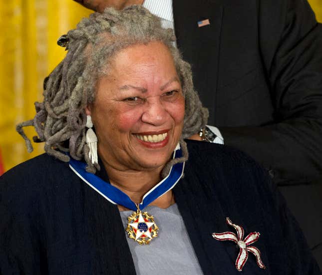 Image for article titled Nobel Prize Winner Toni Morrison, One of America’s Greatest Writers, Has Died at 88