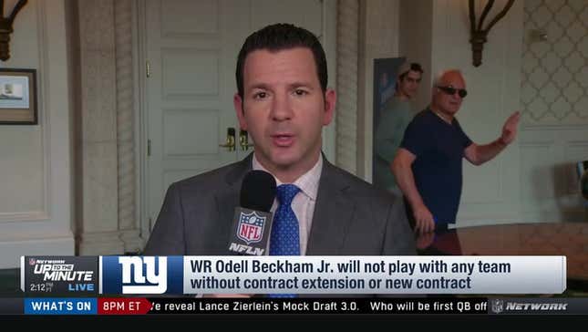 Man Awestruck By The Sight Of Ian Rapoport