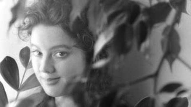 Sarah McLachlan's <i>Surfacing</i>: A Blueprint for Navigating Millennial Girlhood