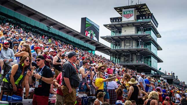 Image for article titled The Indy 500 Will Allow In 117,000 Spectators—Almost As Many Americans Killed By Coronavirus