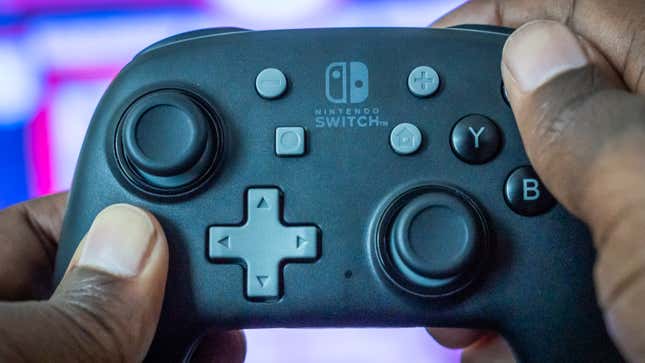 Image for article titled PowerA&#39;s Nano Controller for Nintendo Switch Is Too Small for My Hands, and I Still Prefer It to Joy-Con