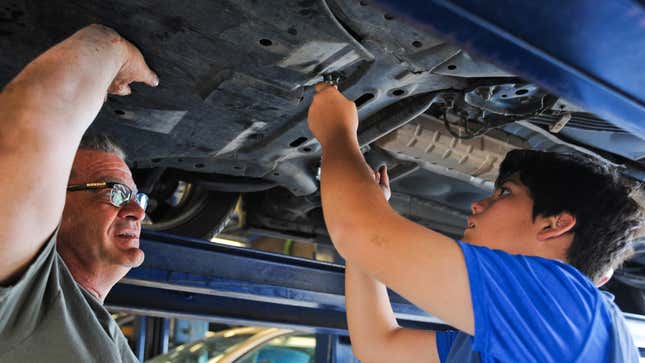 Image for article titled Did You Bond With Your Parents Over Wrenching?